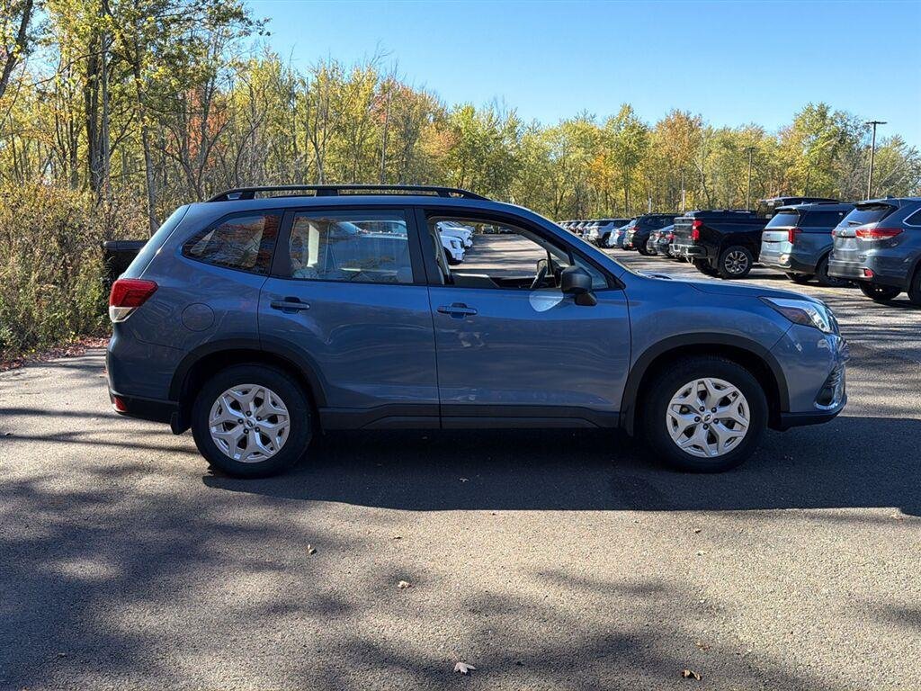 Used 2023 Horizon Blue Pearl Subaru  image 6