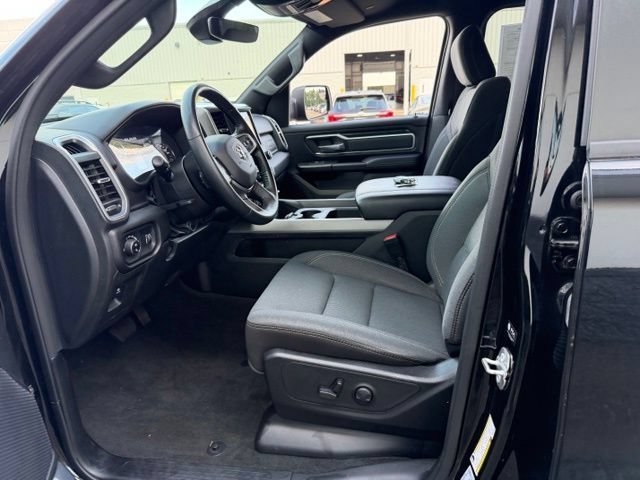 Certified Used 2023 Diamond Black Crystal Pearlcoat RAM Big Horn image 9