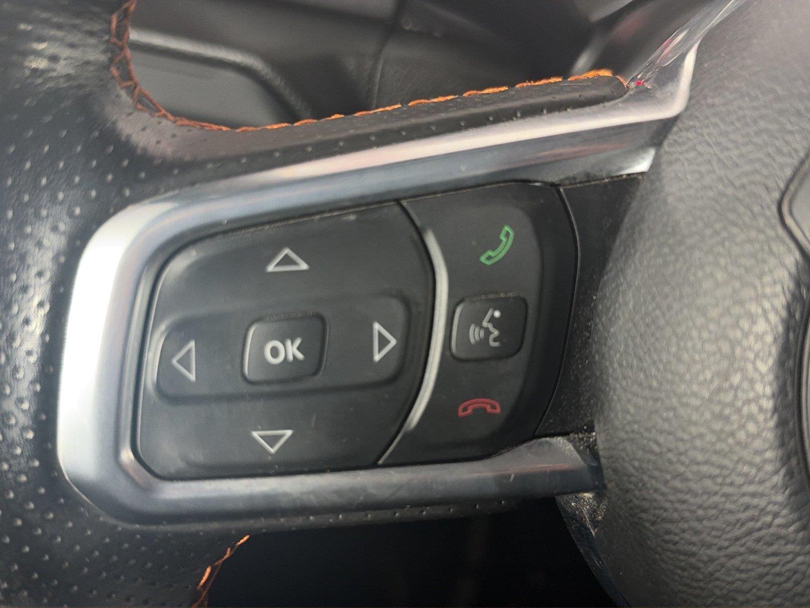 Used 2022 Granite Crystal Metallic Clearcoat Jeep Mojave image 20