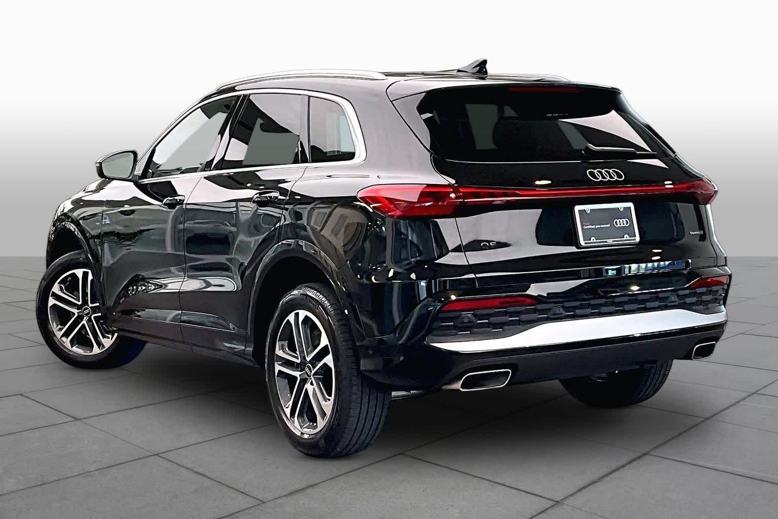 Used 2025 Mythos Black Metallic Audi Premium Plus image 12