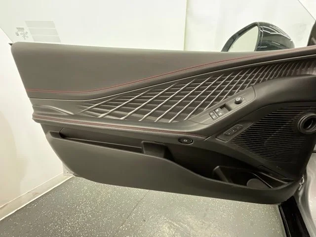 Used 2024  Dodge R/T image 9