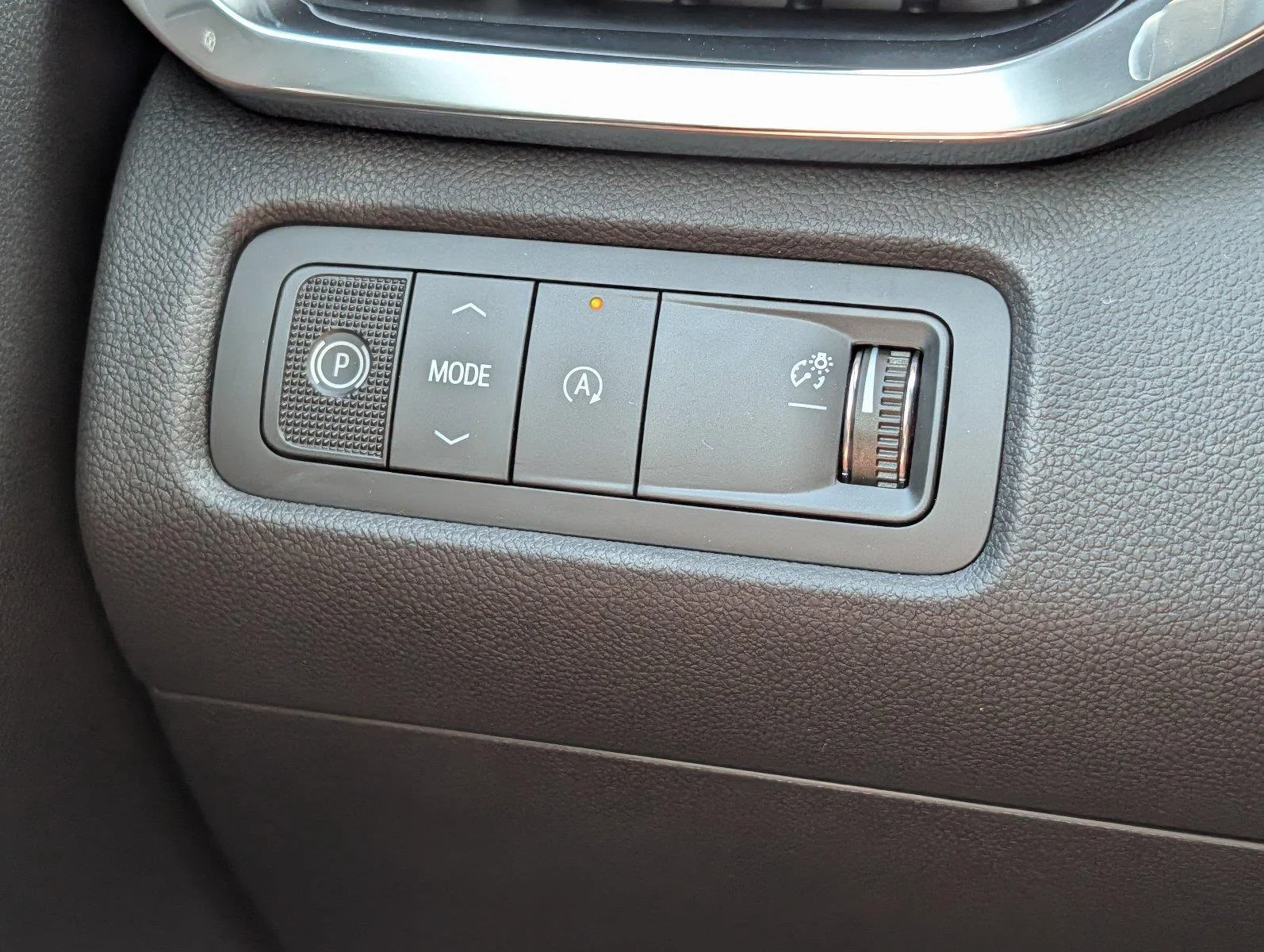 New 2027 Sterling Metallic GMC Elevation image 26