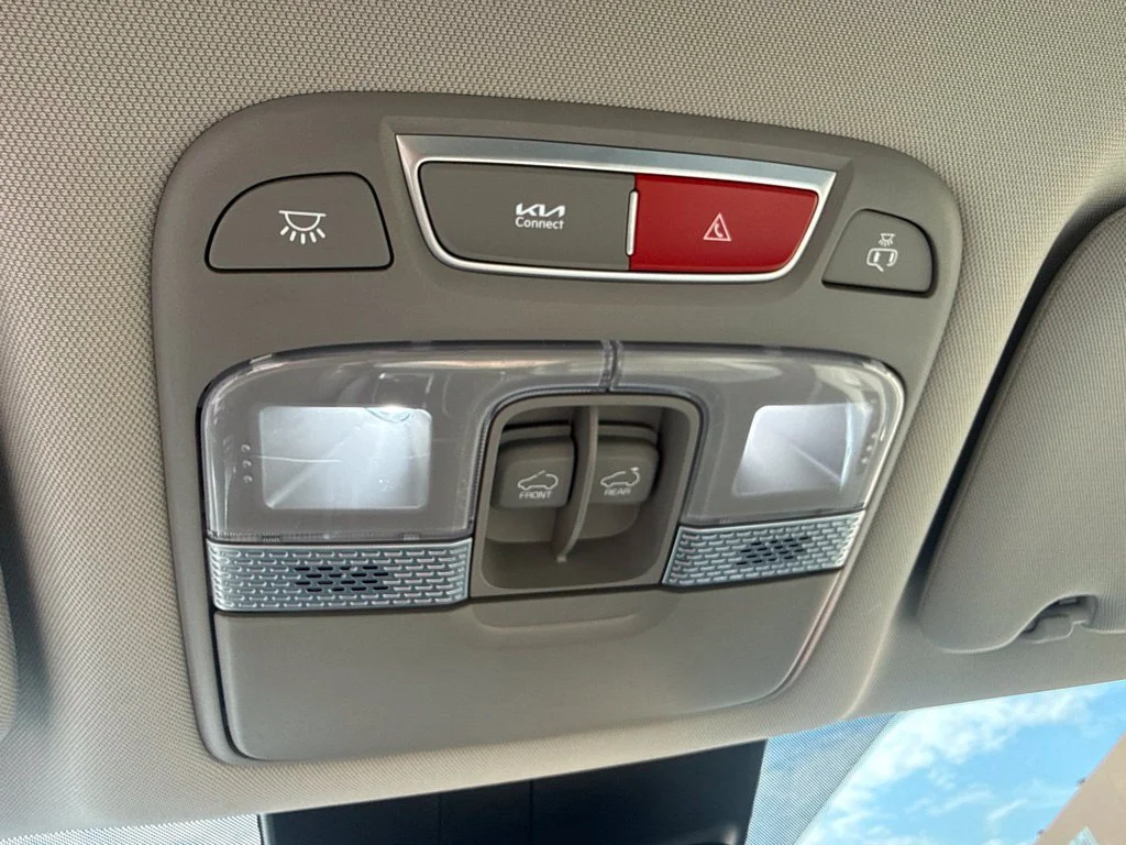 Used 2024 Black Kia SX image 28