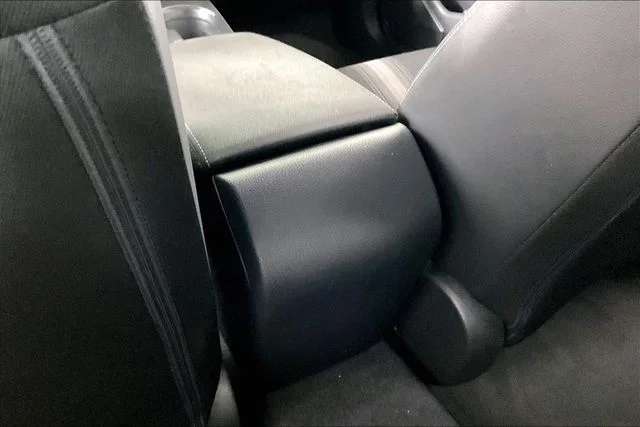 Used 2022  Honda Sport image 8