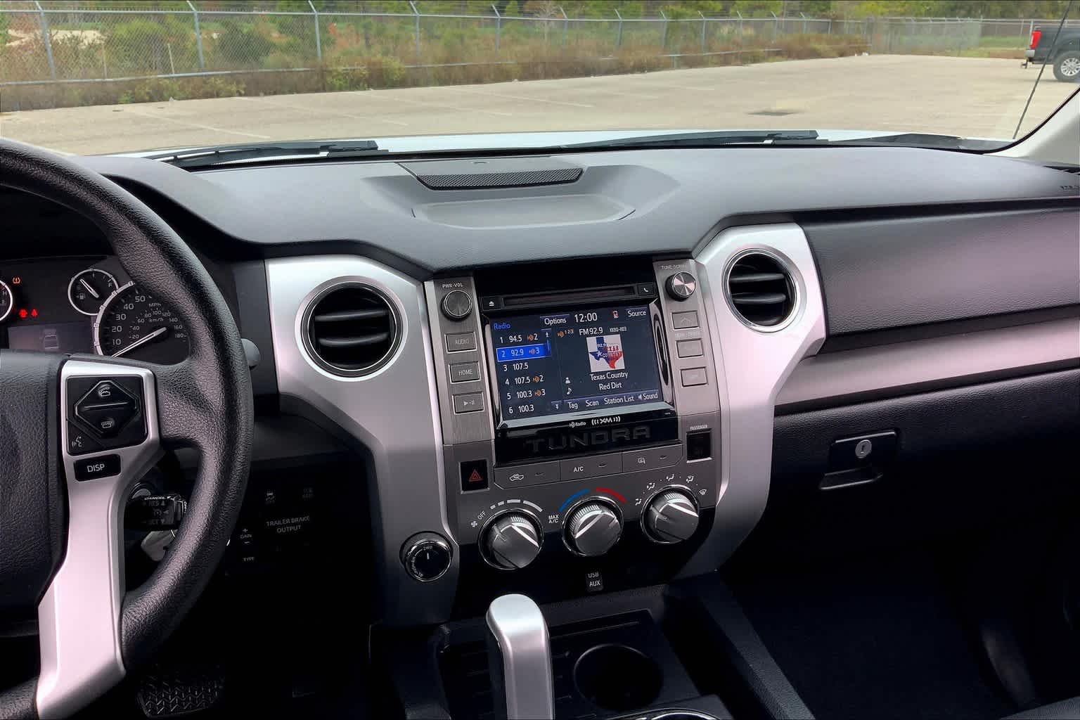 Used 2016 Silver Sky Metallic Toyota SR5 image 7