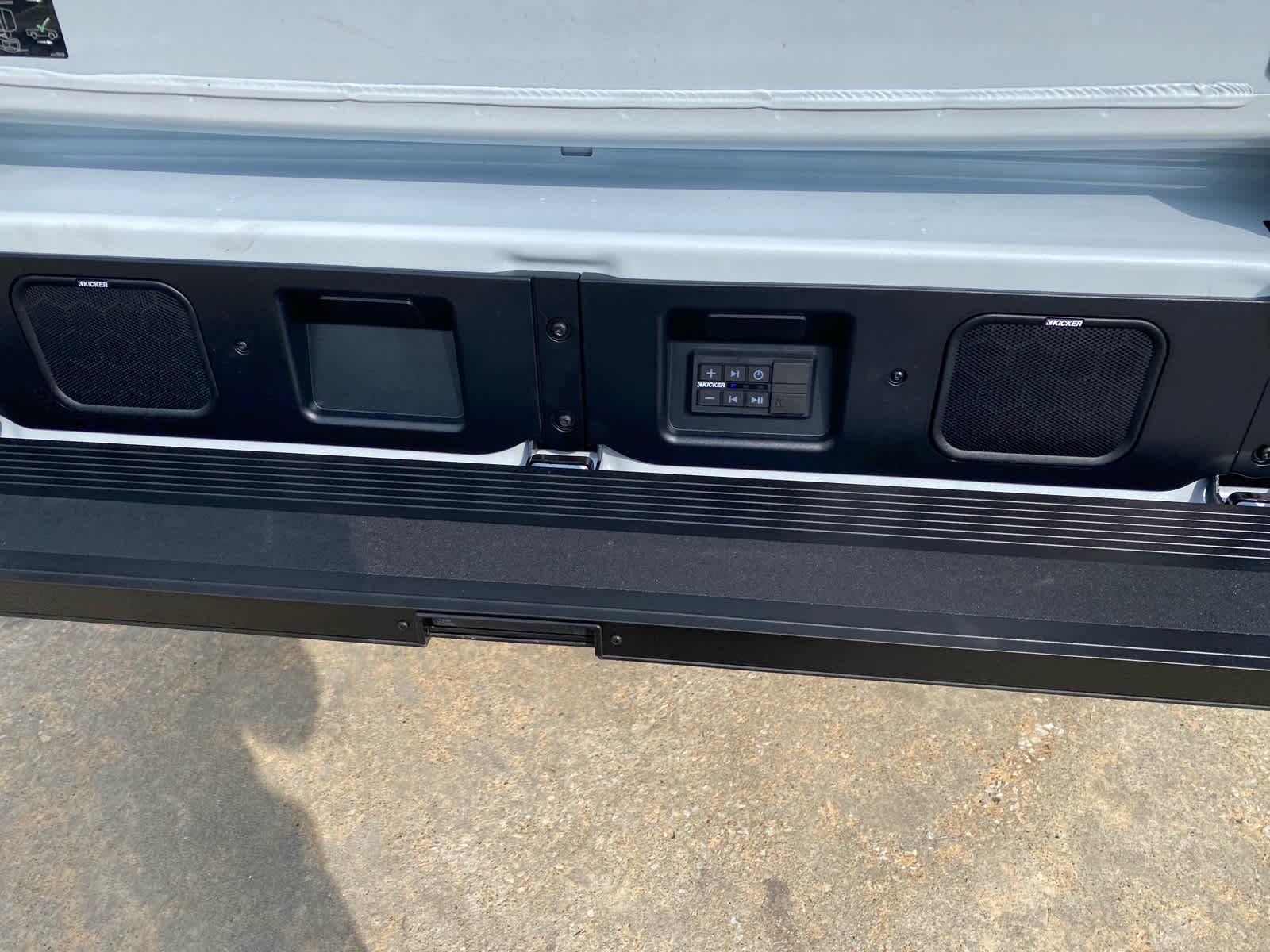 2026 GMC Sierra 2500HD Denali Ultimate - Photo 29