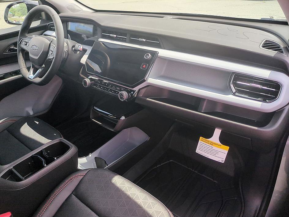 2027 Chevrolet Bolt RS - Photo 31