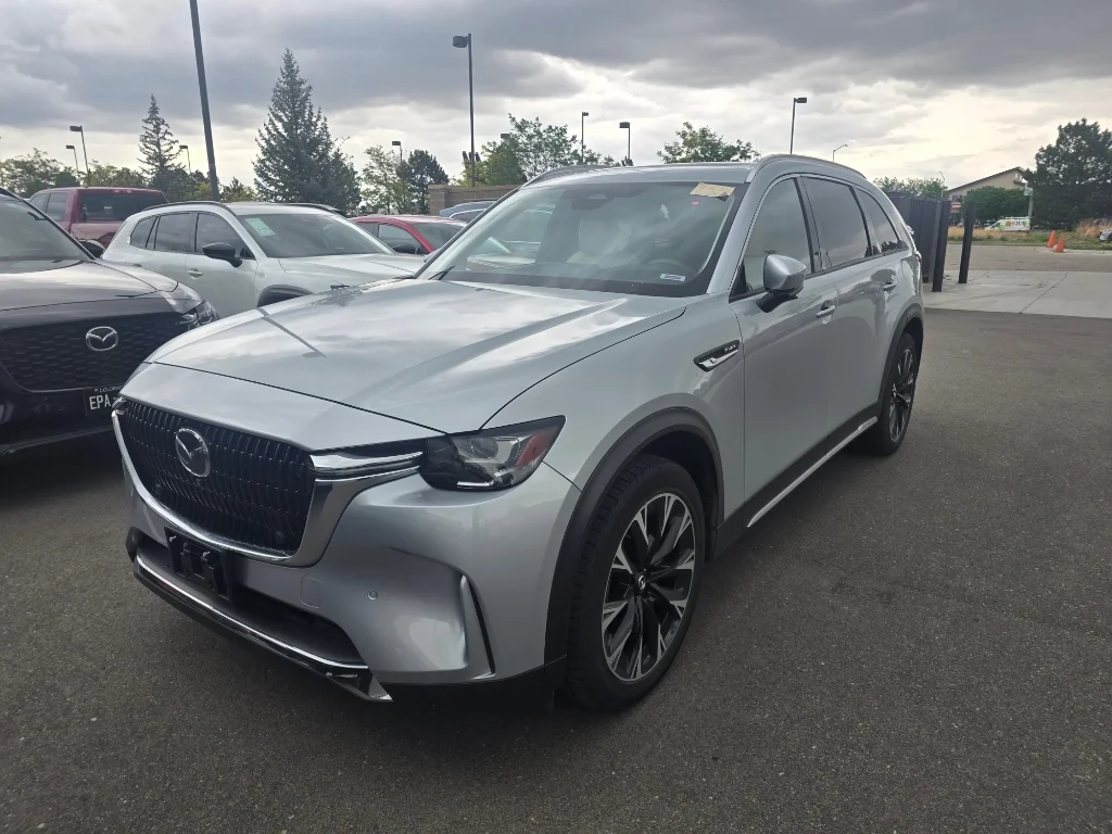 2024 Mazda CX-90 PHEV Premium Plus Package's photo