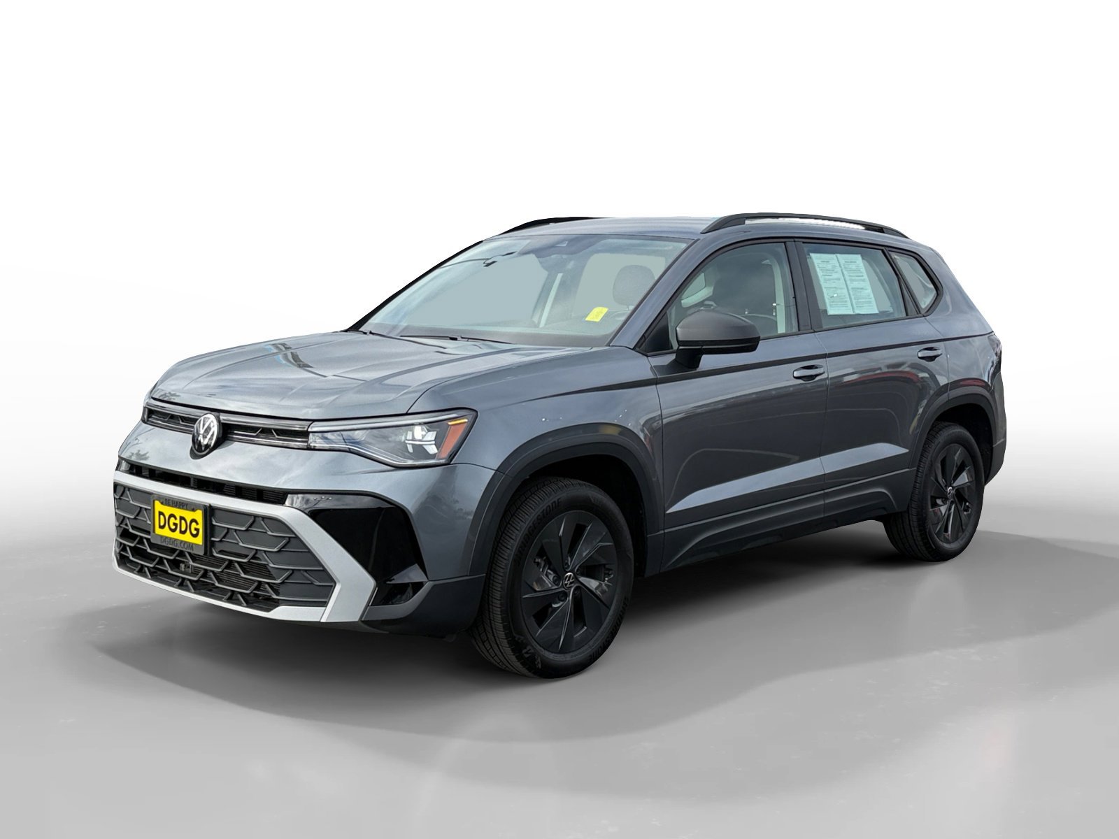 2025 Volkswagen Taos 1.5T S's photo