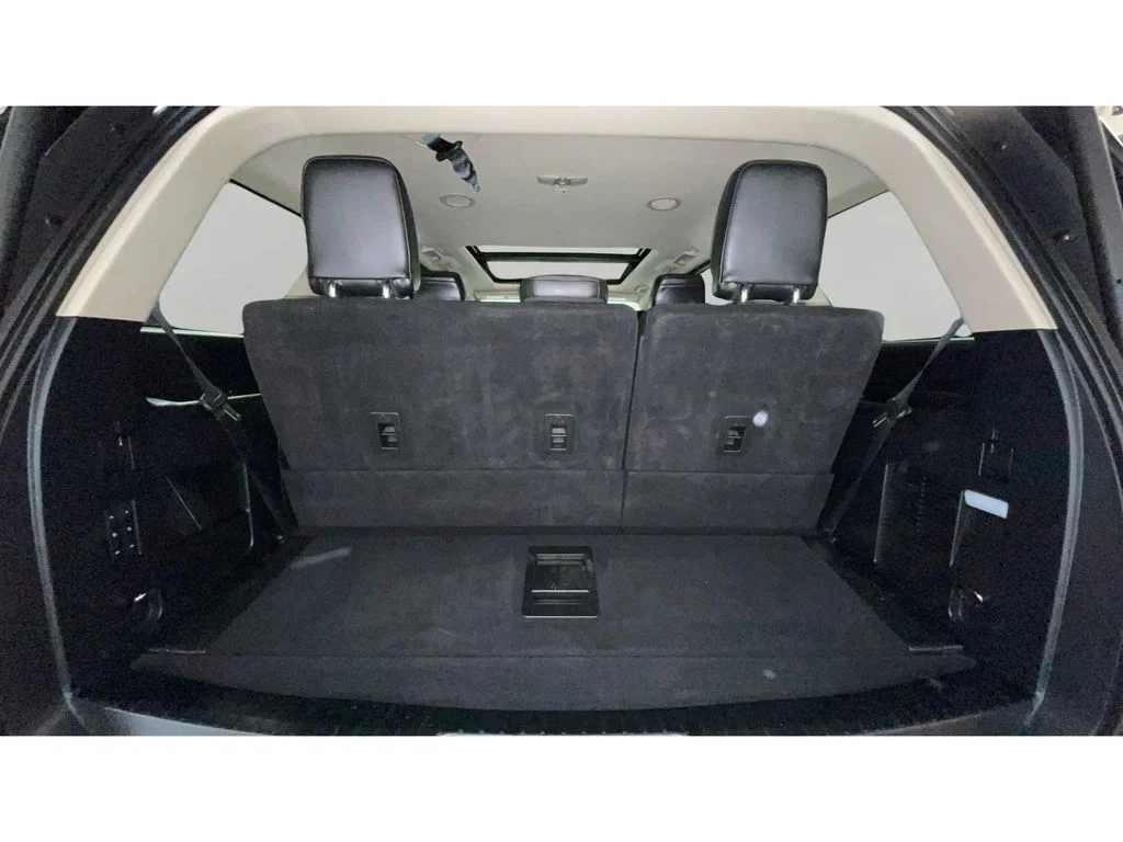 Used 2020 Blue Metallic Ford Platinum image 18