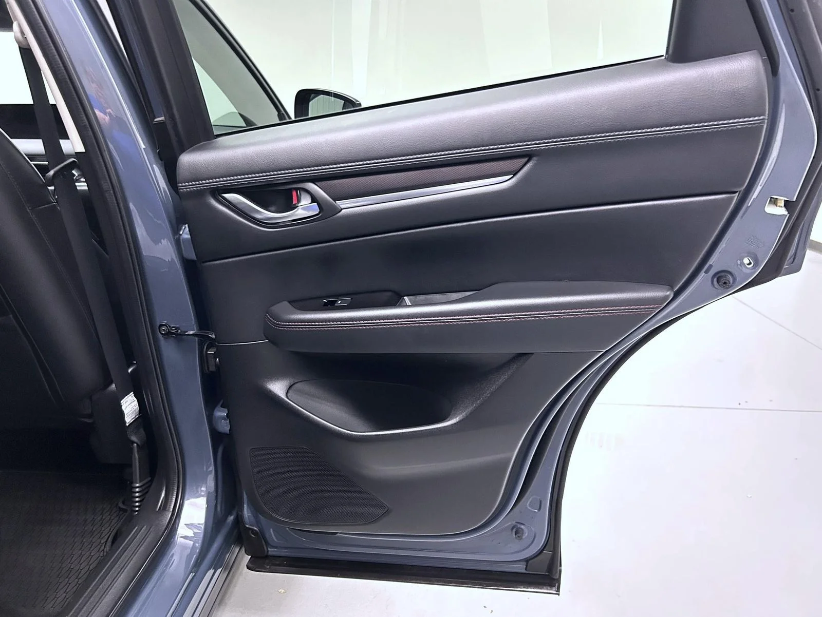 Certified Used 2024 Gray Mazda 2.5 S Carbon Edition image 16