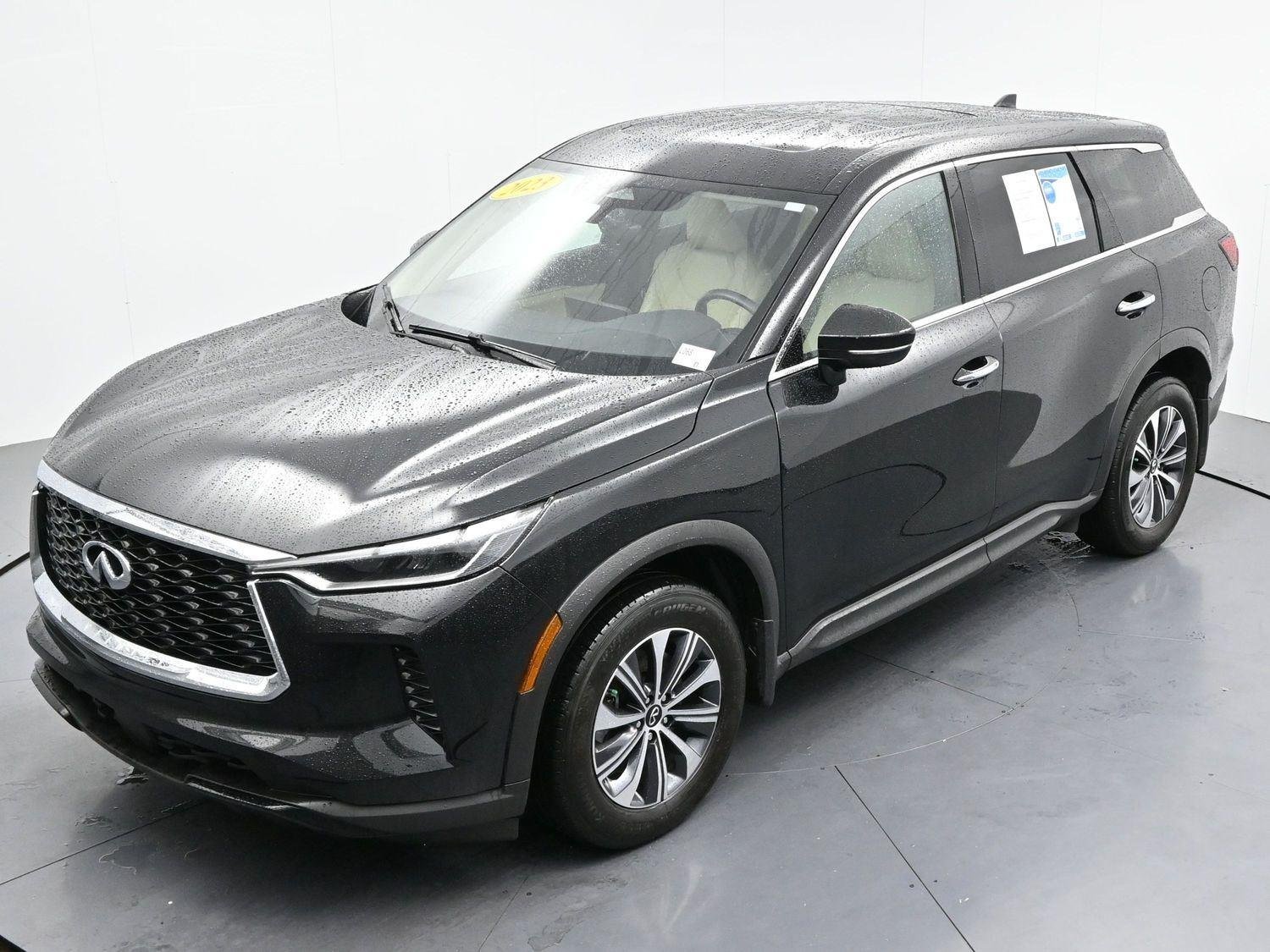 Used 2023 Mineral Black INFINITI PURE image 44