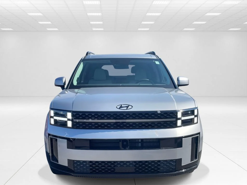 New 2026 Silver Hyundai Calligraphy image 2