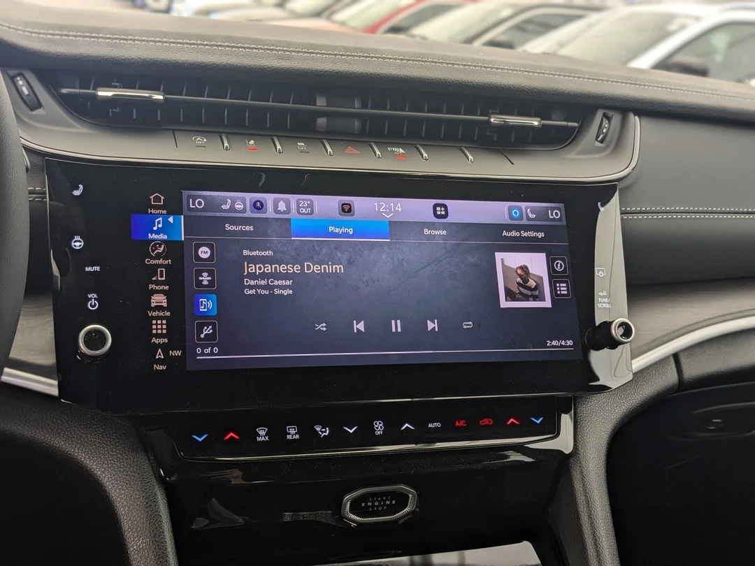 New 2026 Black Jeep Limited - - 4x4 - Dual- Pane Panoramic Sunroof - Trailer Tow Pkg - 9 Spkr/Subwoofer & More! image 20
