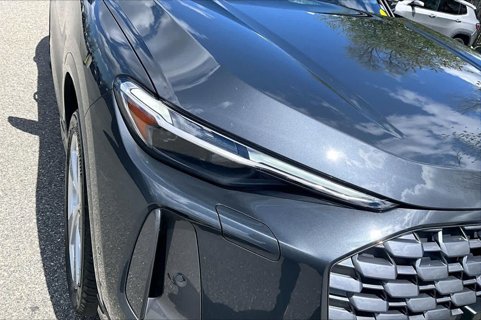 Used 2025 Tambora Gray Metallic Audi Premium Plus image 27