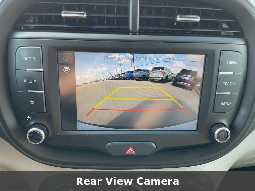 Used 2025 Whi Kia LX image 24