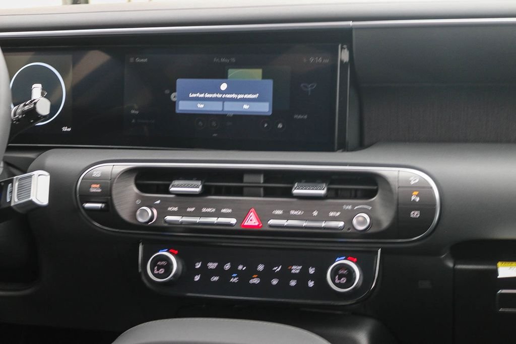 New 2026 Silver Hyundai SEL Premium image 12