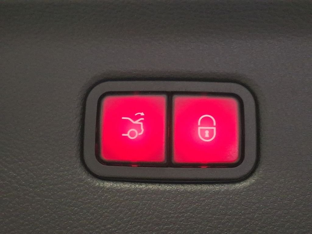 Certified Used 2023 Black Mercedes-Benz S 500 image 32