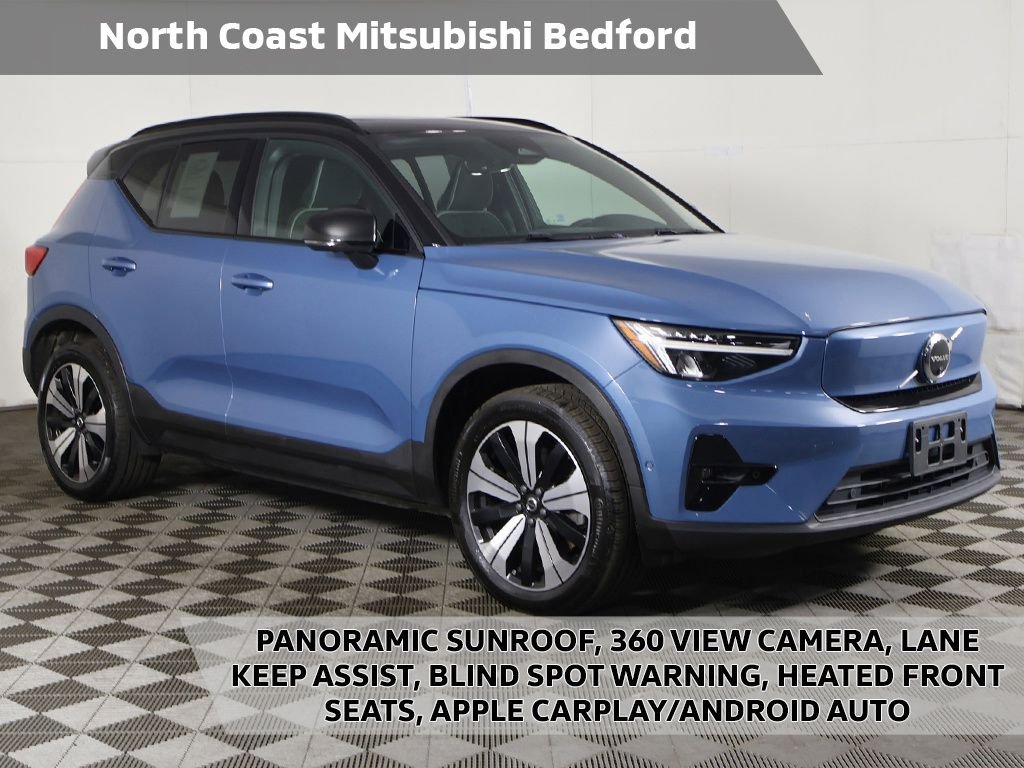 2023 Volvo XC40 Plus