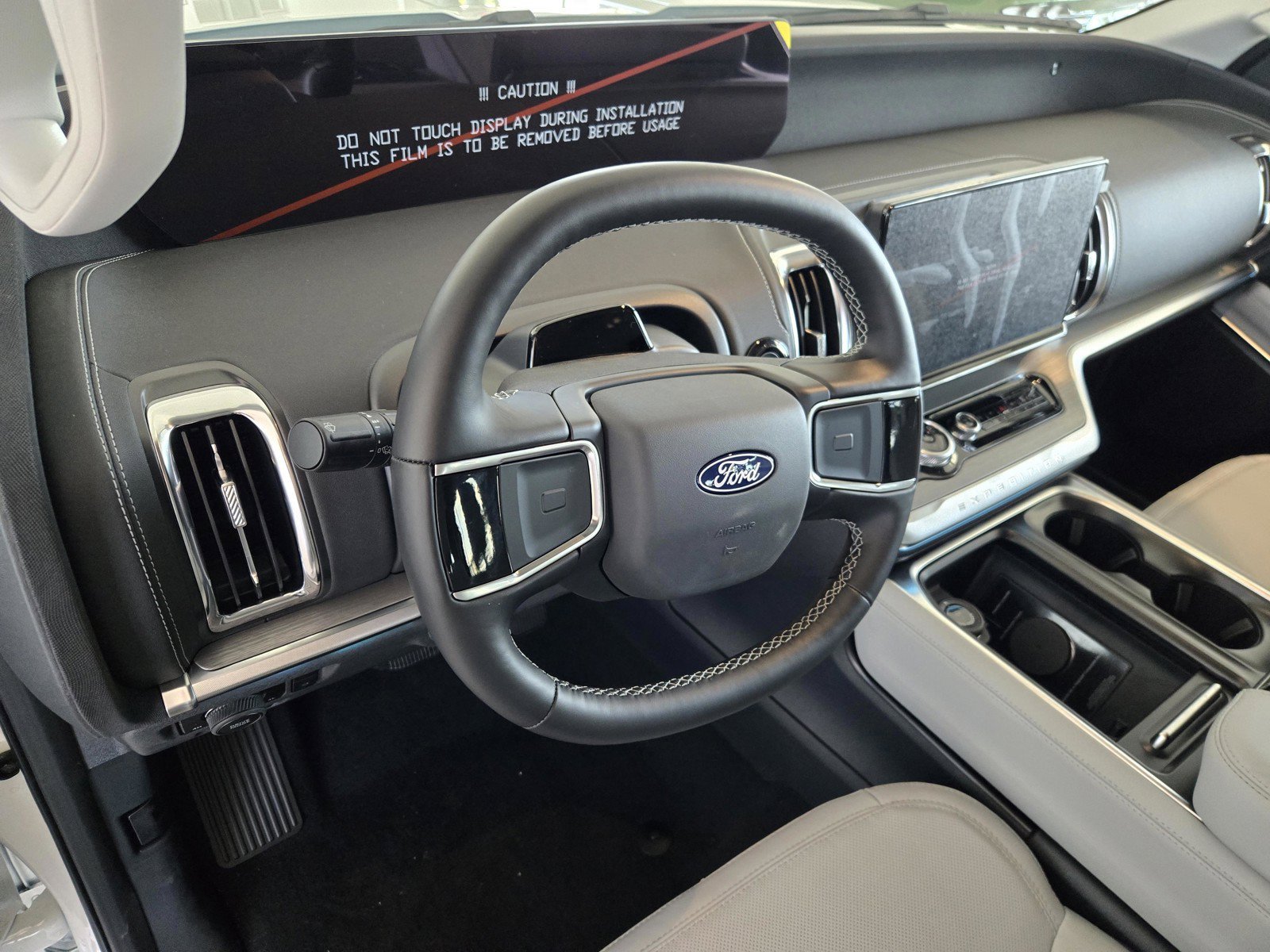 New 2027 Star White Metallic Tri-Coat Ford MAX Platinum image 10