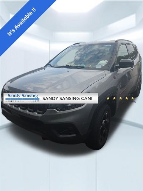 Used 2023 Silver Jeep Trailhawk image 1