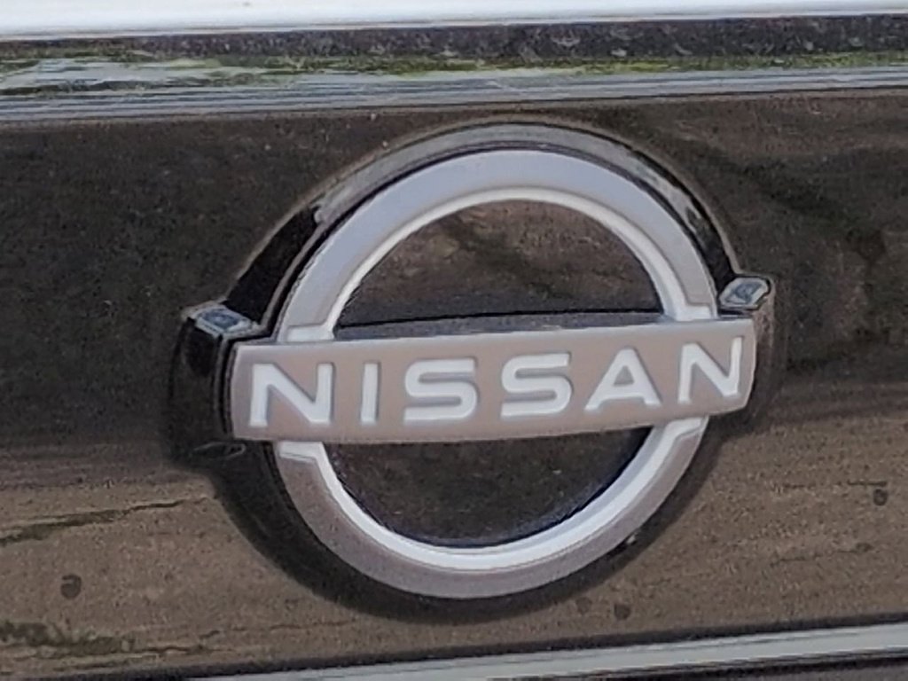 New 2026 Aspen White TriCoat / Super Black Two-tone Nissan SV image 13