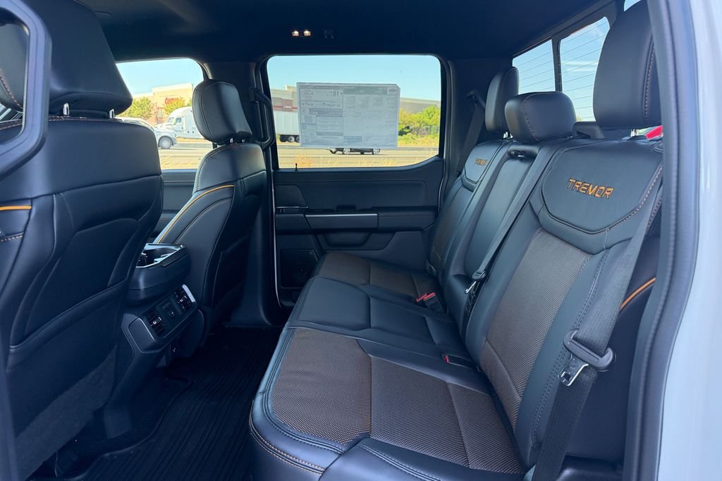 New 2026 Oxford White Ford Tremor® image 25