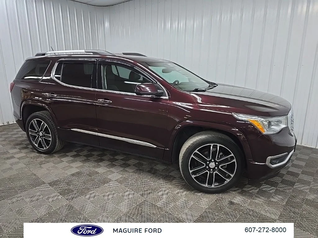 2017 GMC Acadia Denali AWD's photo