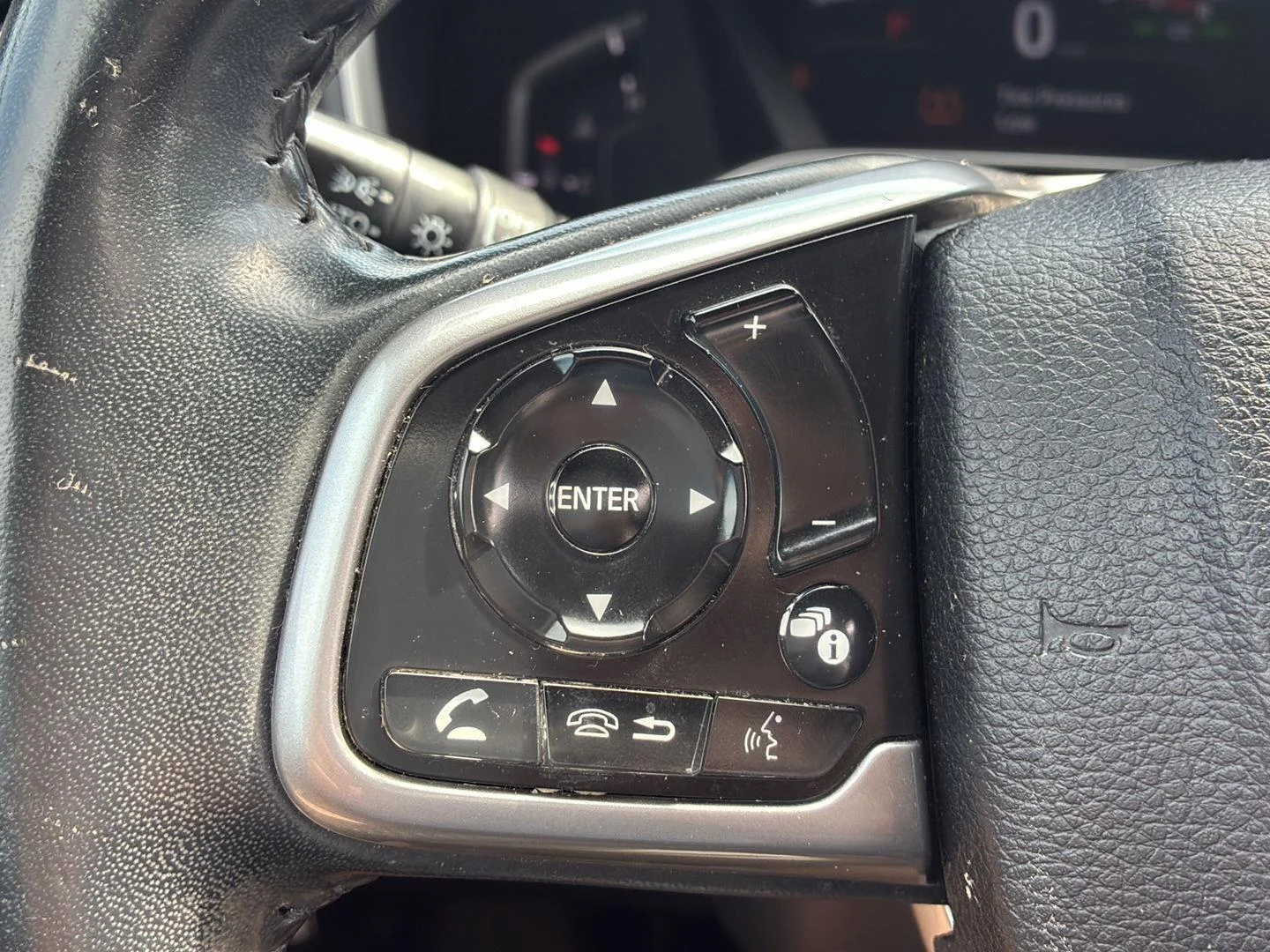 Used 2020 Lunar Silver Metallic Honda EX-L image 8