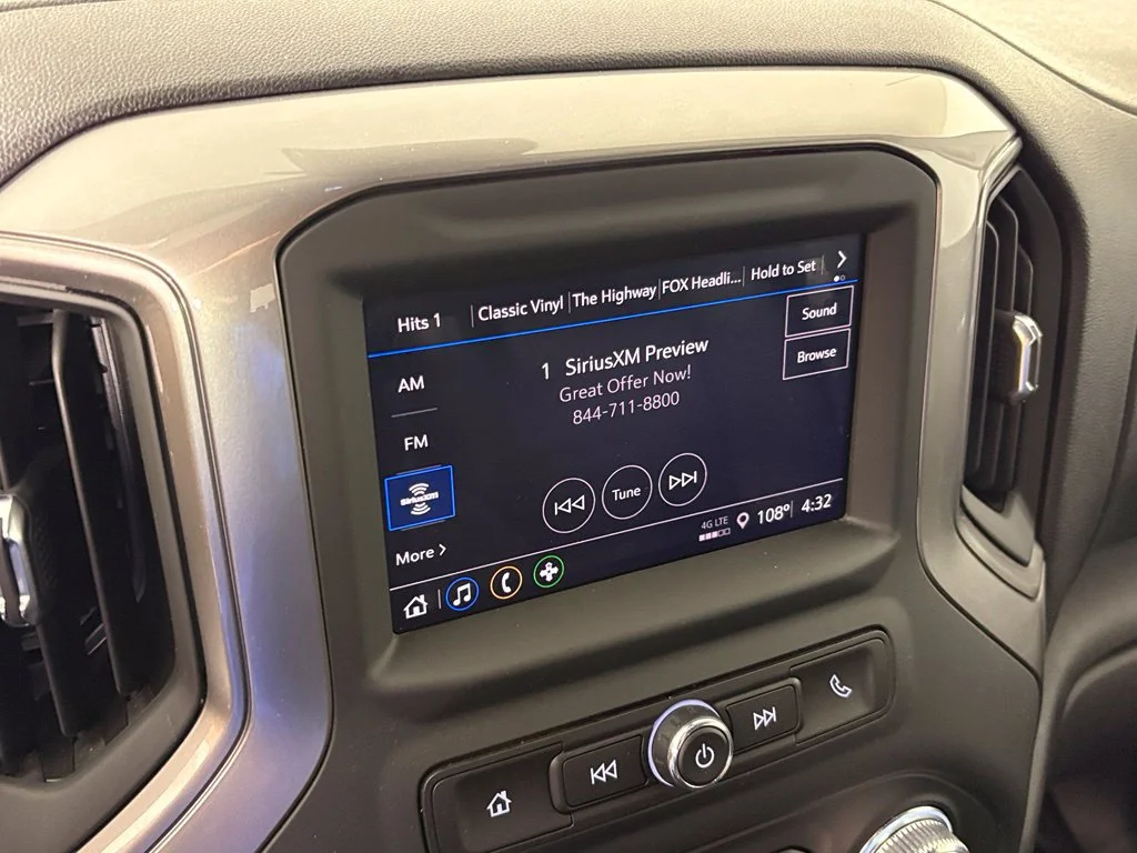 Used 2024 White GMC Pro image 23