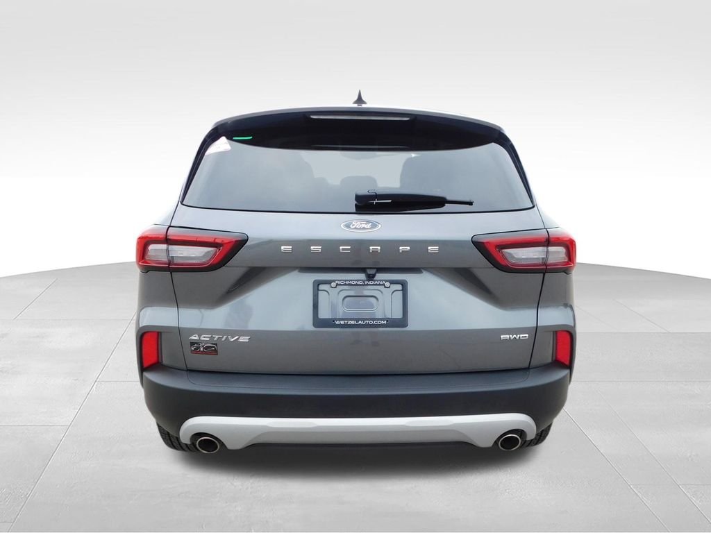 Used 2023 Gray Ford Active image 4