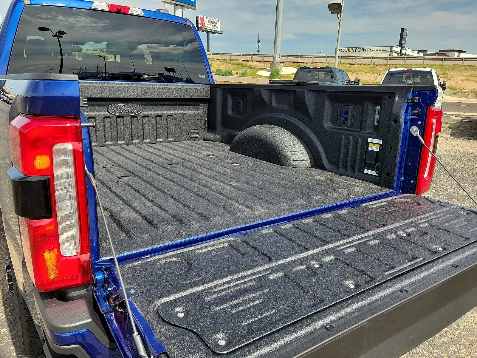 New 2026 Argon Blue Metallic Ford F-250&reg; XLT image 8
