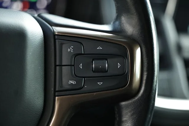 Used 2022 Black Chevrolet High Country image 36
