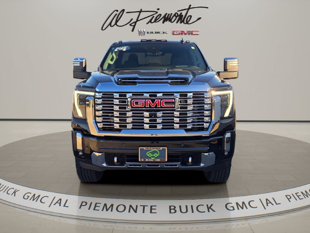Certified Used 2025 Onyx Black GMC Denali image 2