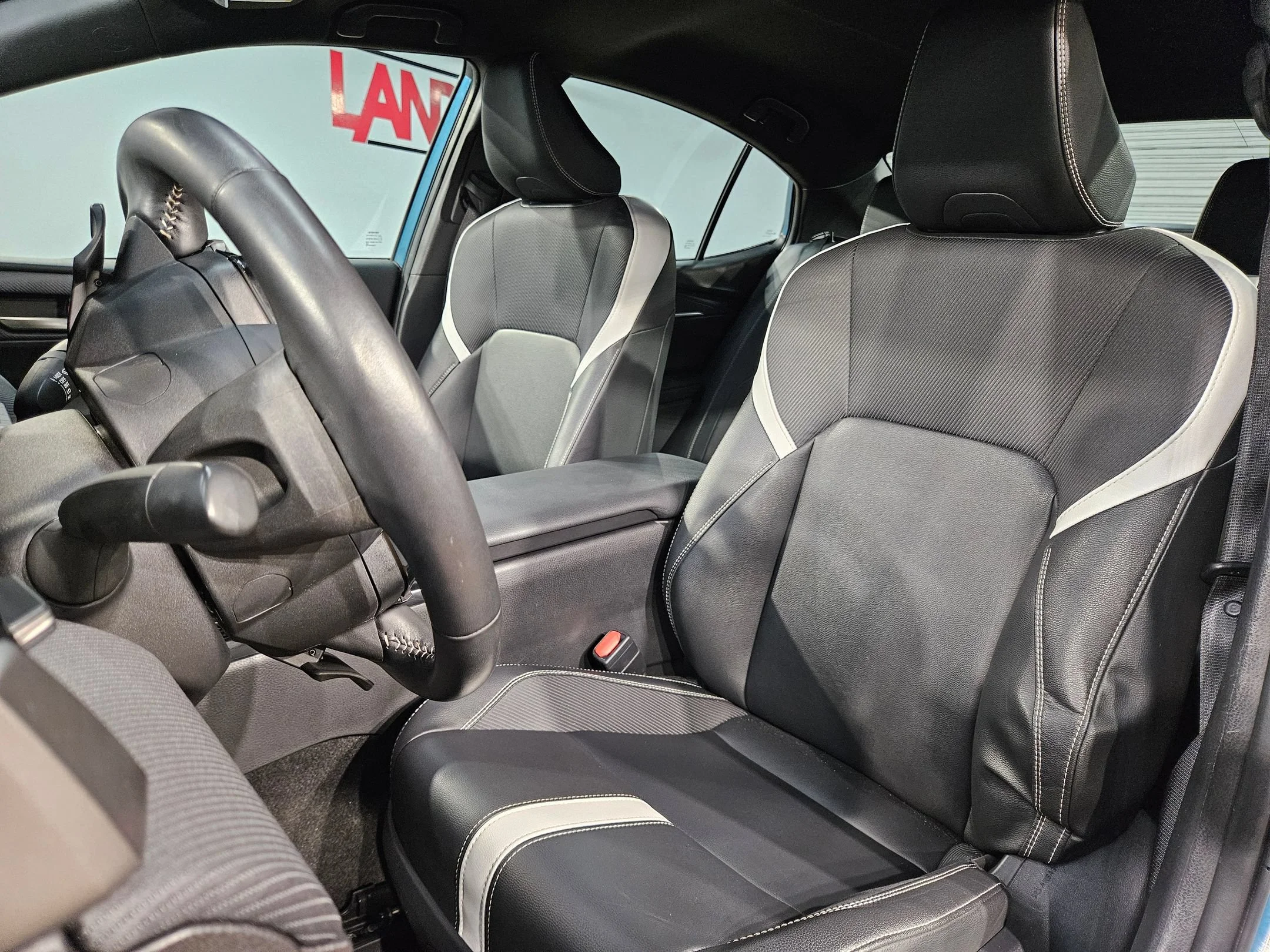 Used 2025 Ocean Gem Toyota SE image 24