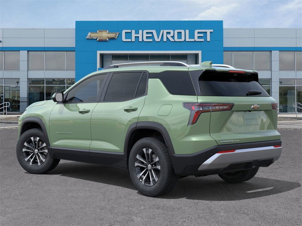 2026 Chevrolet Equinox LT photo 2