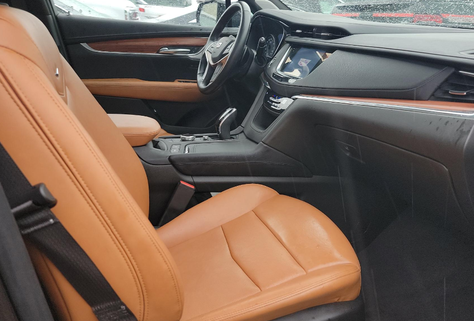 Used 2024 Black Cadillac Premium Luxury image 7