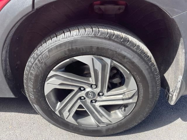 Used 2023 Red Hyundai SEL image 18