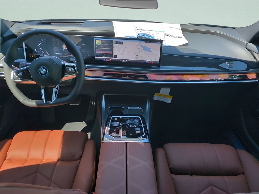 New 2026 Oxide Grey Metallic BMW 750e xDrive image 14