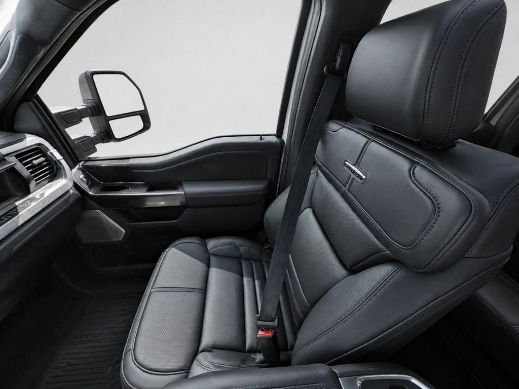 New 2026 Glacier Gray Metallic Tri-Coat Ford F-250® Platinum® image 15