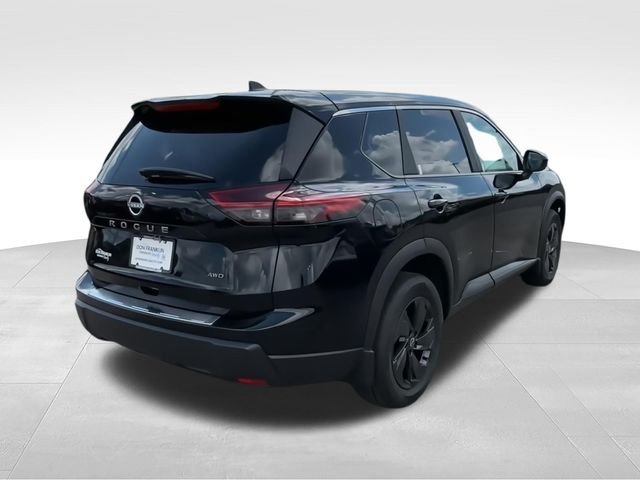 2026 Nissan Rogue SV - Photo 8