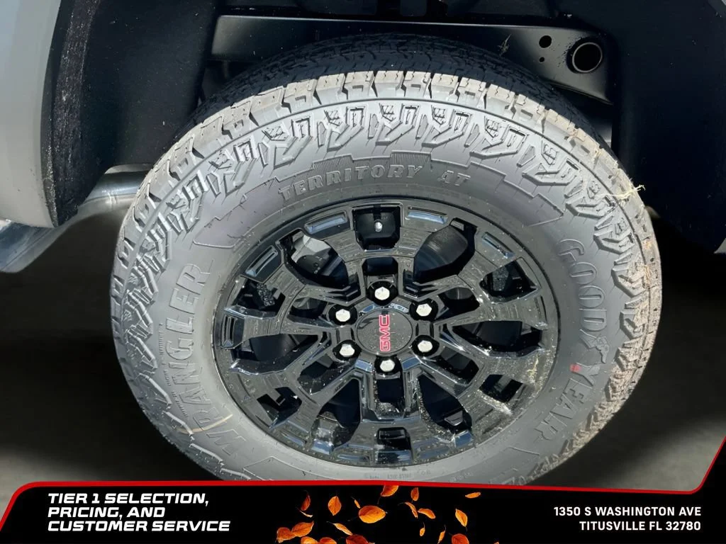New 2026 Rapids Metallic GMC Elevation image 32
