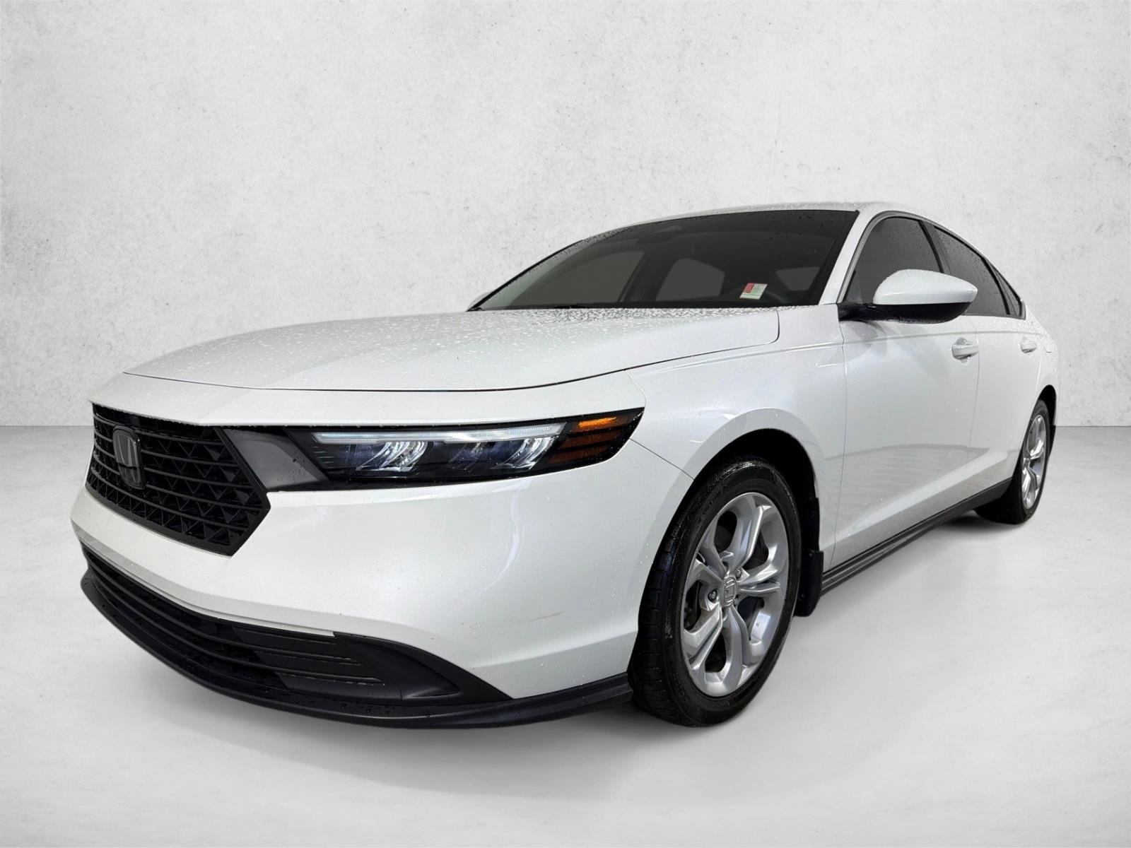 Used 2023 White Honda LX image 7