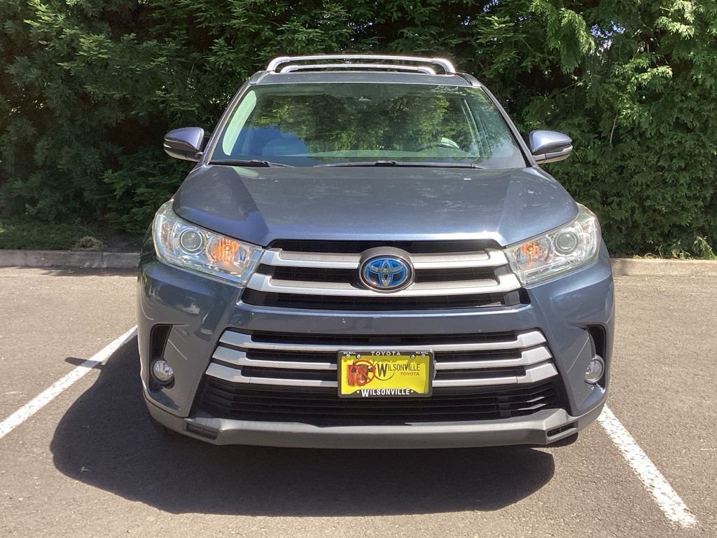 Used 2019 Blue Toyota XLE image 20
