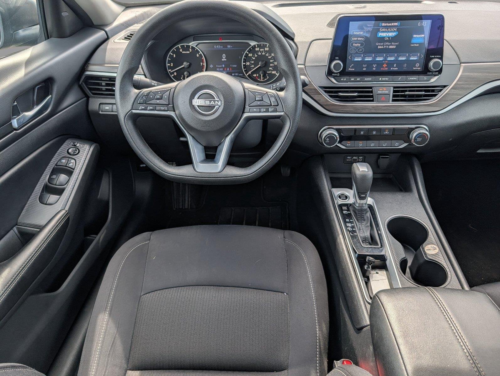 2025 Nissan Altima SV - Photo 27