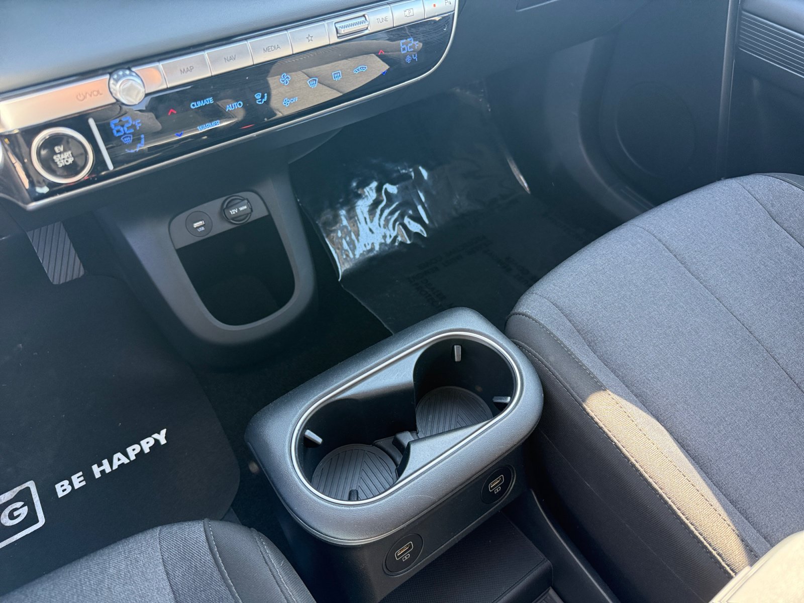 Certified Used 2024 Cyber Gray Hyundai SE image 13