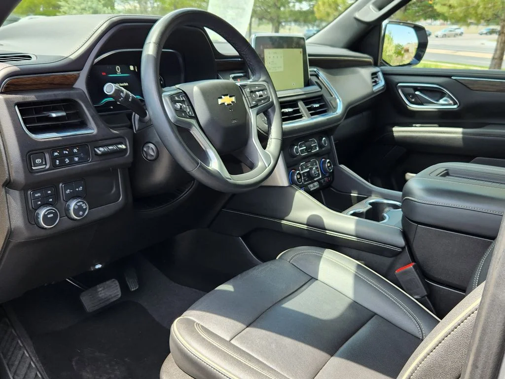 Used 2023 Sterling Gray Metallic Chevrolet Premier image 7