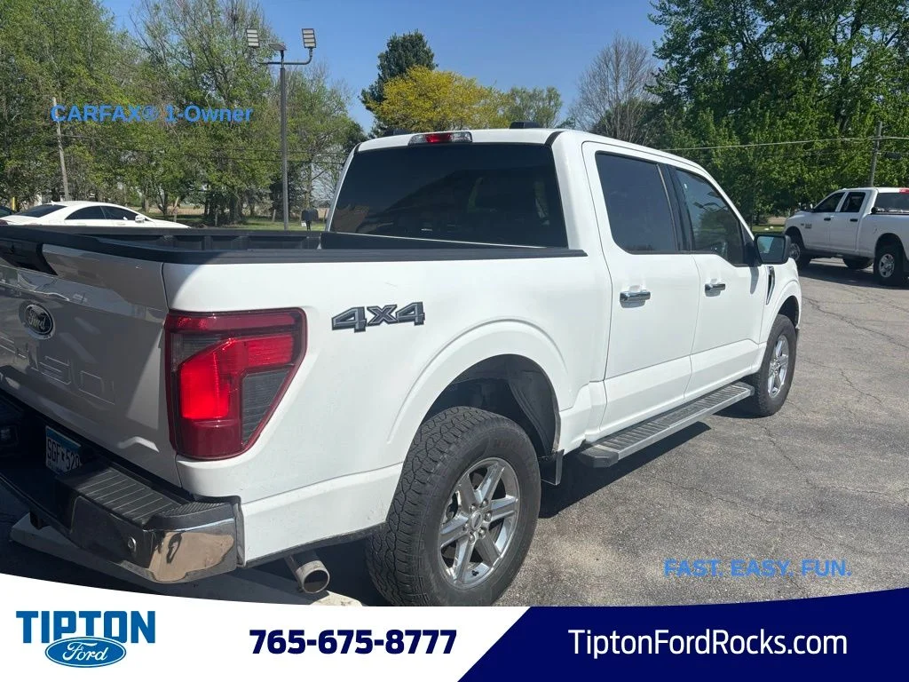 Used 2025 Oxford White Ford XLT image 27