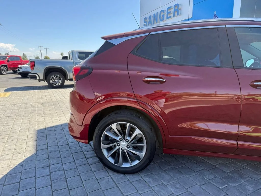 Used 2022 CINNABAR METALLIC Buick Select image 13
