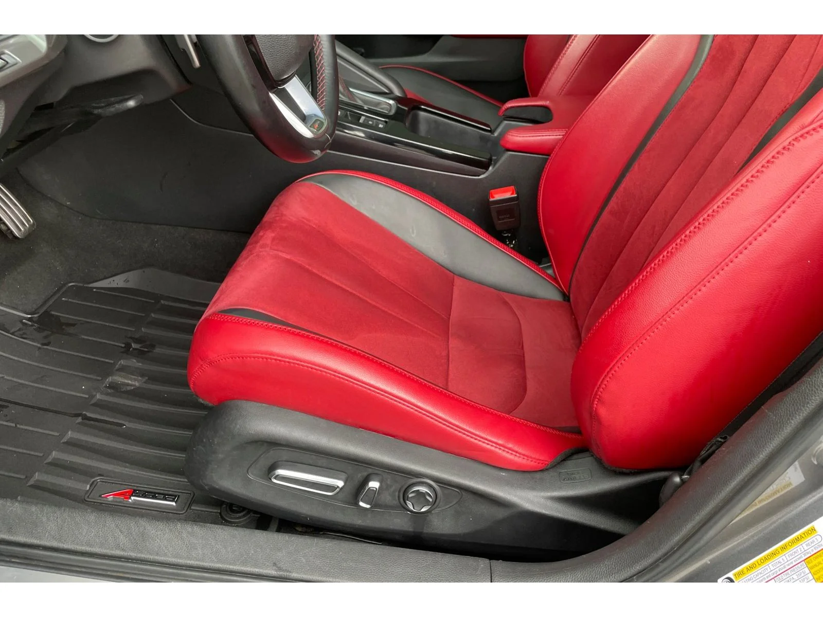 Used 2024 Liquid Carbon Metallic Acura w/A-Spec Technology Package image 12